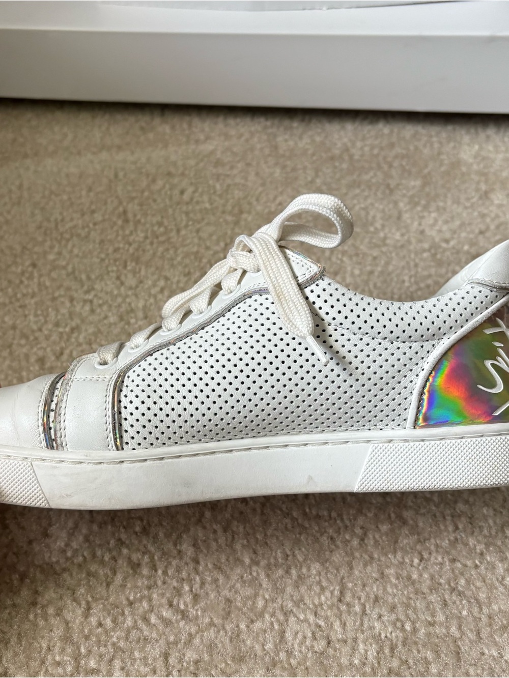 Christian Louboutin Fun Viara Flat Sneakers Bianco Holographic Logo Womens 38.5 - Picture 11 of 15